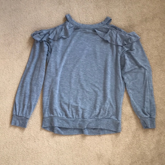 ⭐️⭐️Cold Shoulder Knit Top Express One Eleven Size XS - Picture 2 of 16